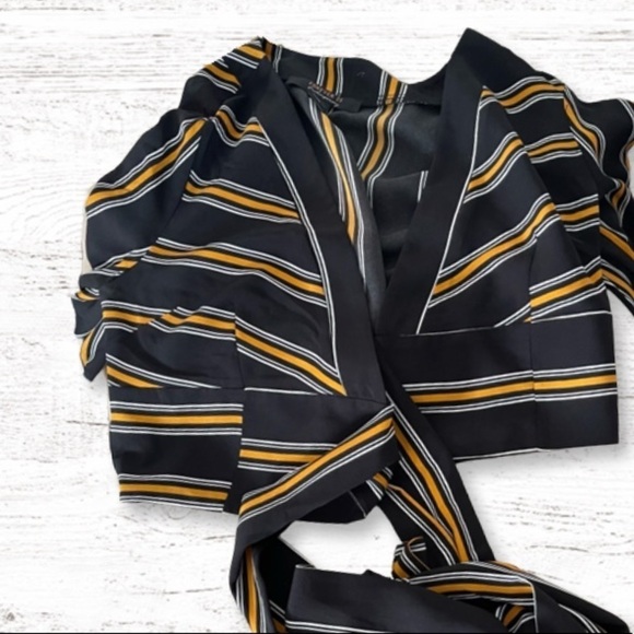 Forever 21 Striped Wrap Top - Picture 2 of 8